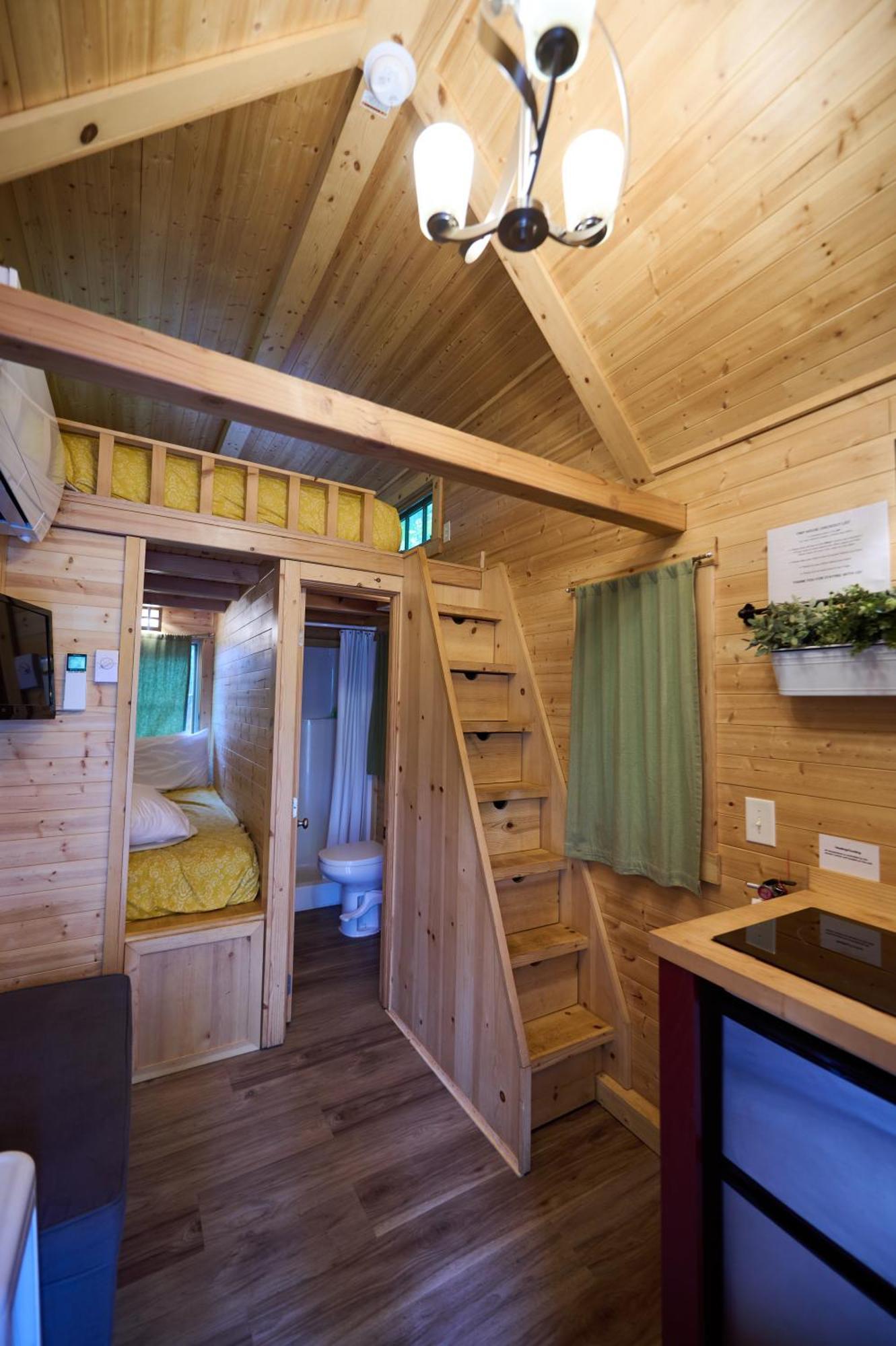 Mt Hood Tiny House Village Welches Exterior photo