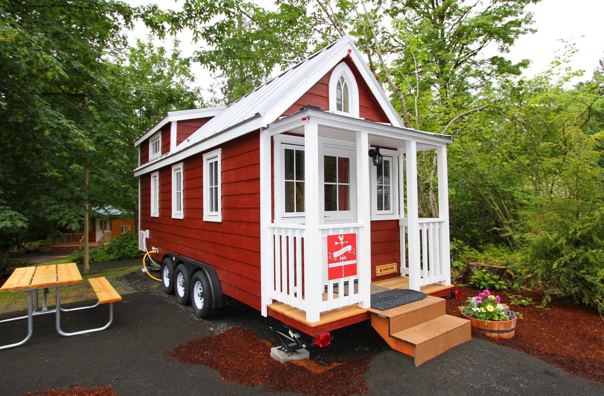 Mt Hood Tiny House Village Welches Exterior photo